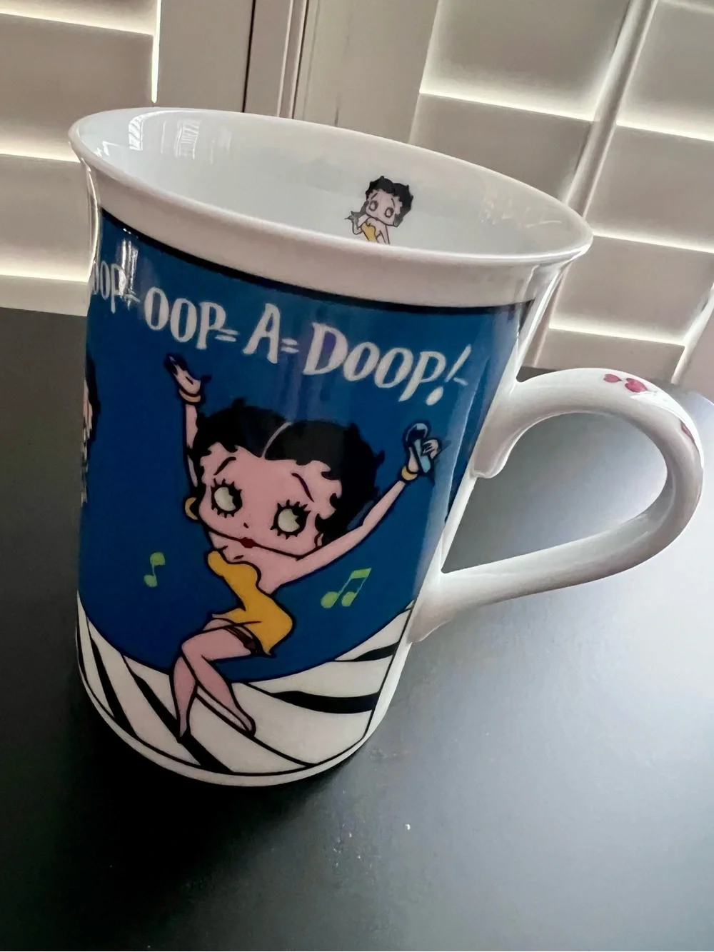 Betty Boop Blue Ceramic Mug with Yellow Accents